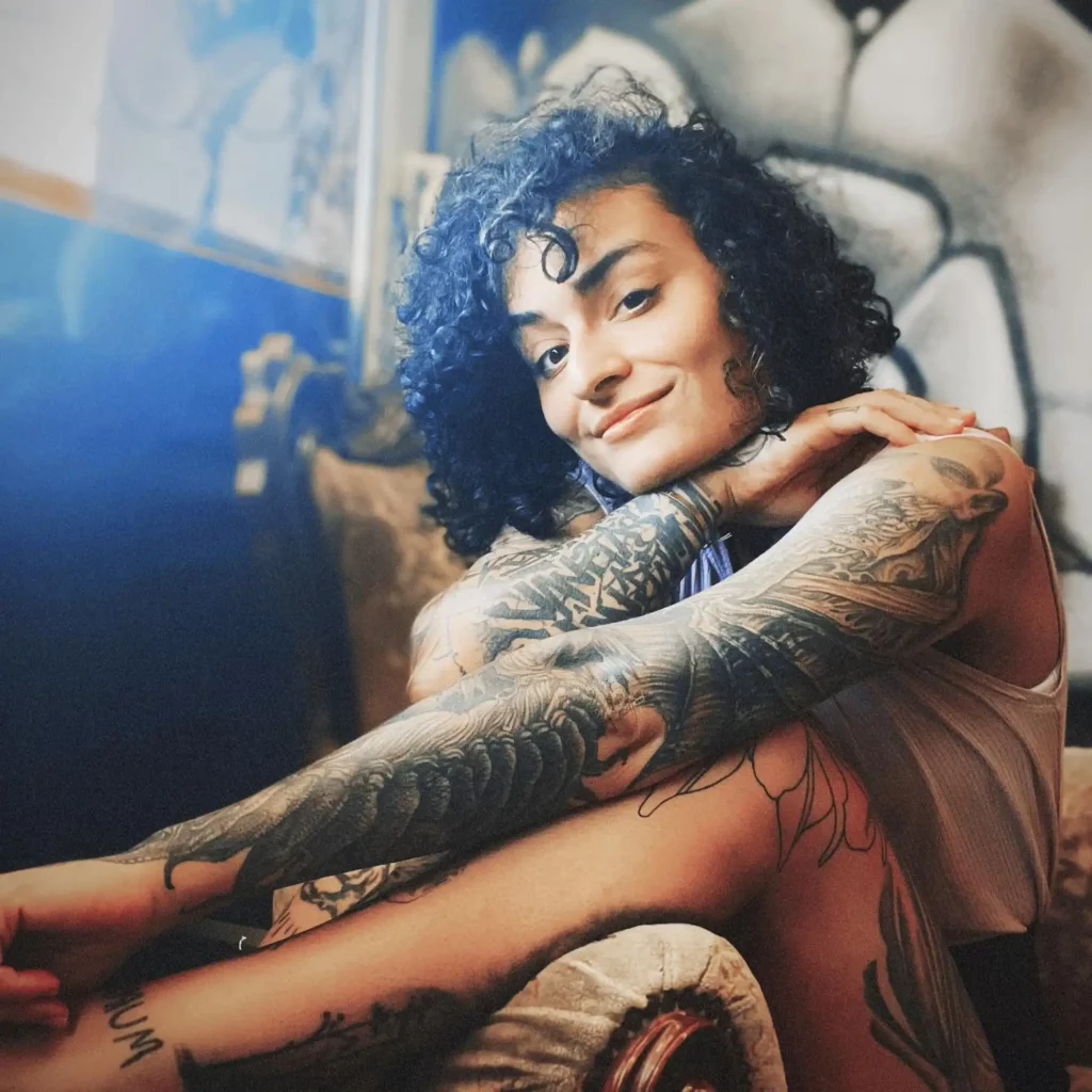 Amalia Misspetra Tatoueuse Résidente OHM